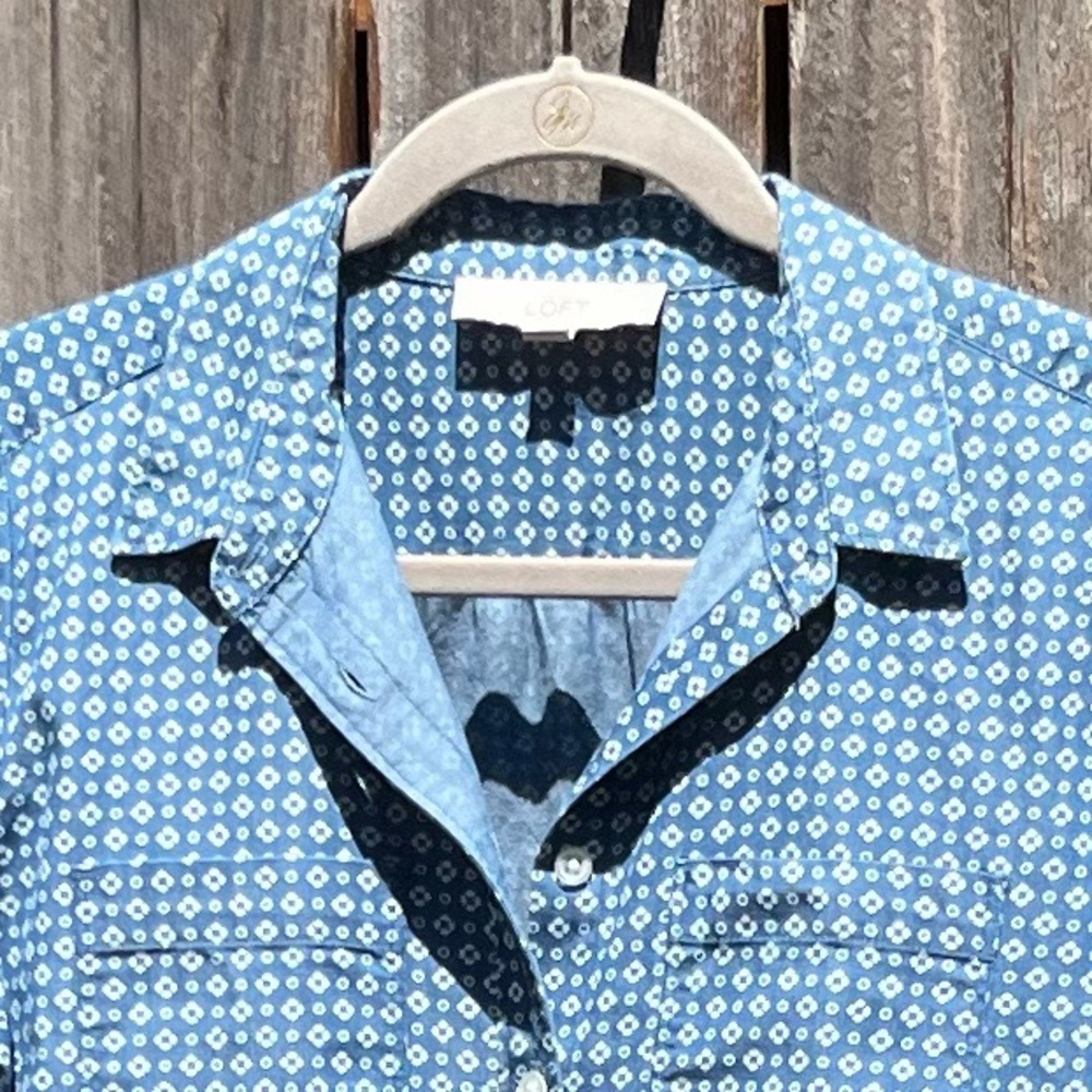 Loft blue button down top size Medium Petite - image 7